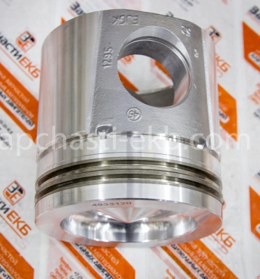 4933120 Поршневой комплект PISTON ENGINE